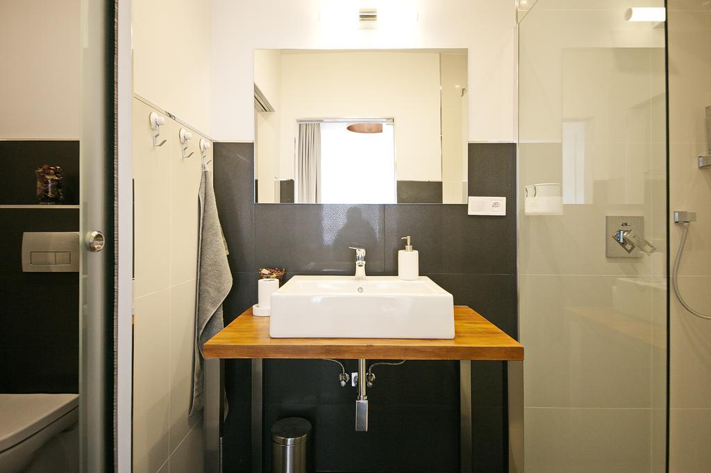 Luxury Center Apt. Charles Bridge Walking Distance Prága Kültér fotó